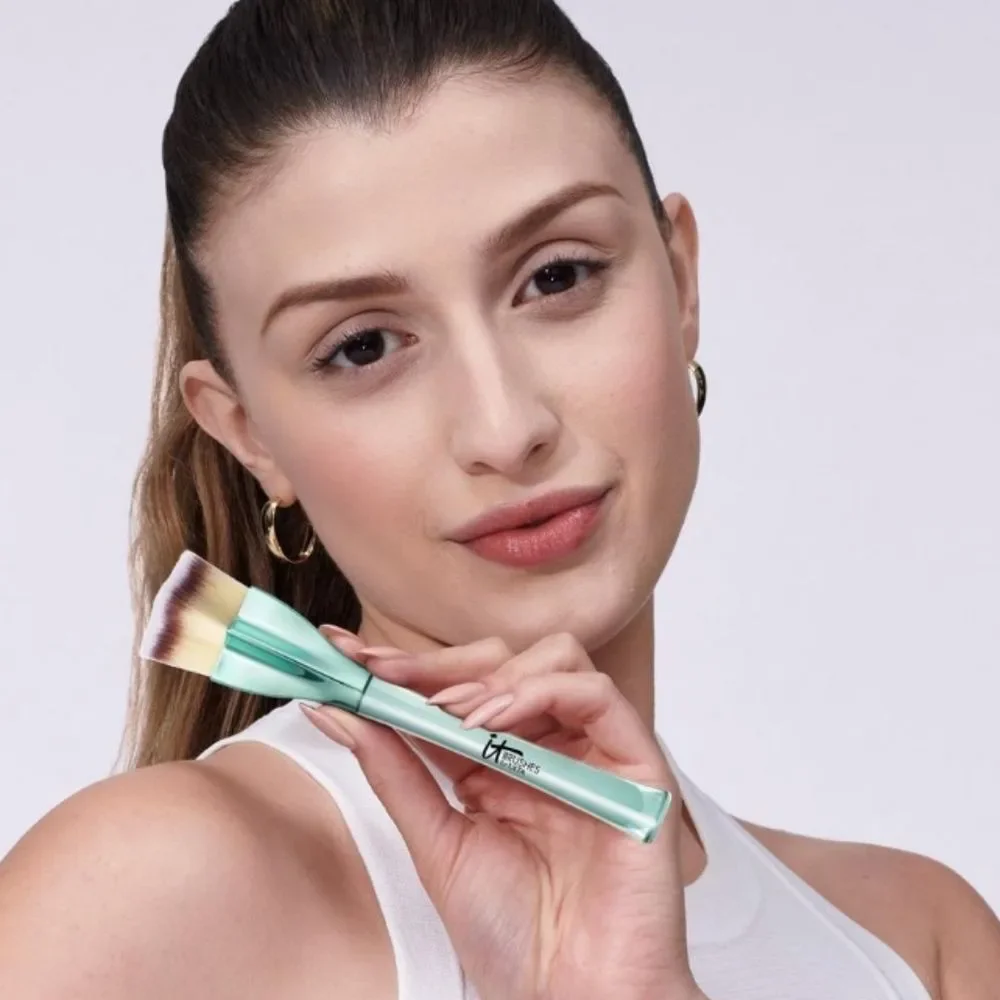 it cosmetics new specs